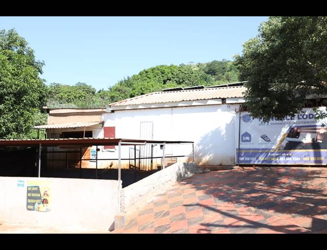 1,800M² LODGE FOR SALE IN NGOVHELA